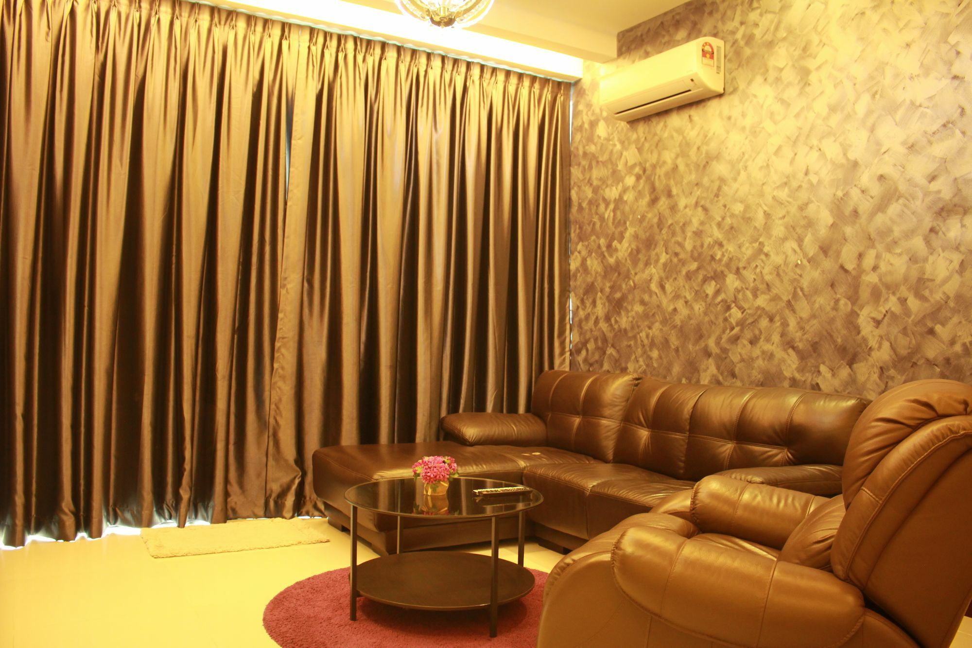 Imperial Suites Serviced Apartment Maong Bazaar Exterior photo